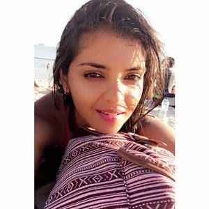 Meet your Posher, Aarushi